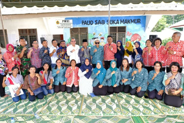 Boy Iskandar Warongan Ucapkan Selamat Kepada PKK Siantar Marihat Juara 1 lomba IVA Test Tingkat Sumut Boy Iskandar Warongan Ucapkan Selamat Kepada PKK Siantar Marihat Juara 1 lomba IVA Test Tingkat Sumut