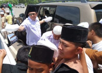 Setahun SMSI Madina, Pengurus Bagikan Nasi Kotak Usai Jum'atan