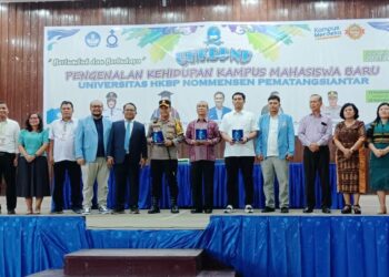 Ini Pesan Wali Kota dr Susanti Pada PKKMB Universitas HKBP Nommensen Pematang Siantar