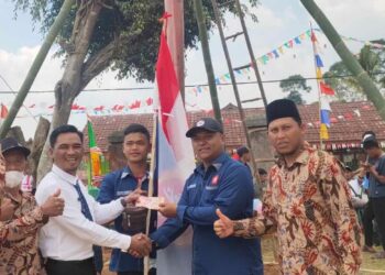HUT RI Ke -78, Peratin Pekon Tambak Jaya Berikan Bantuan Ke Setiap Pemangku
