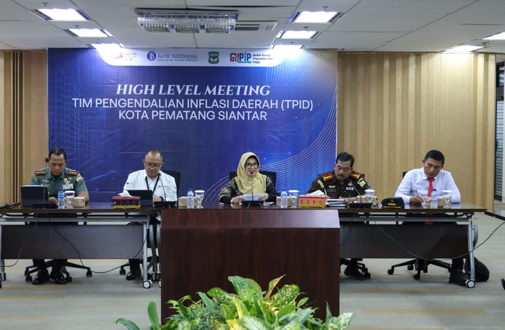 Kenaikan Harga Cabai Merah dan Tomat Salah Satu Penyumbang Inflasi Bulan Agustus 2023 Kenaikan Harga Cabai Merah dan Tomat Salah Satu Penyumbang Inflasi Bulan Agustus 2023