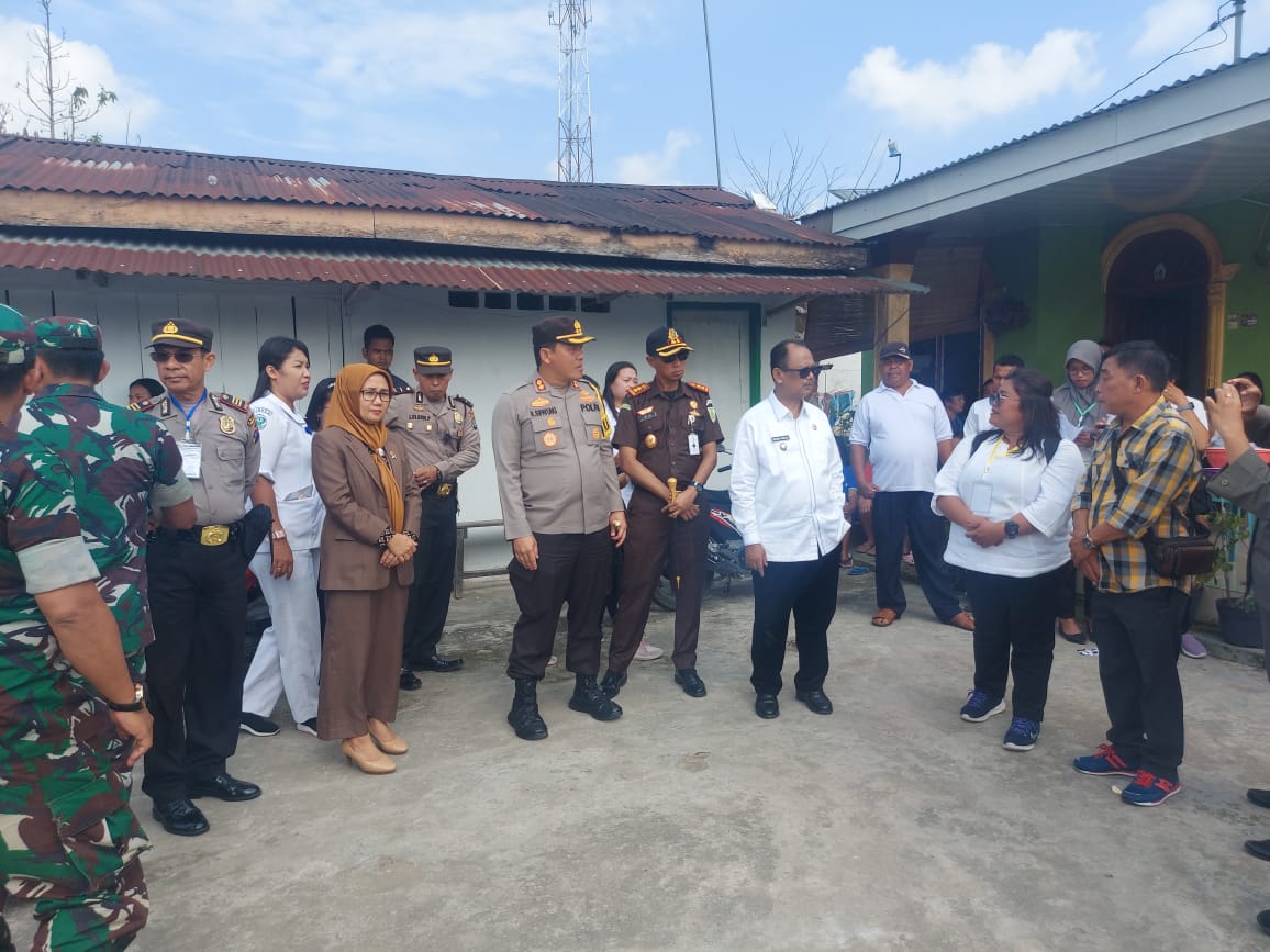 Kapolres dan Forkopimda Simalungun Monitoring Pilpanag Gelombang Ke II Kapolres dan Forkopimda Simalungun Monitoring Pilpanag Gelombang Ke II