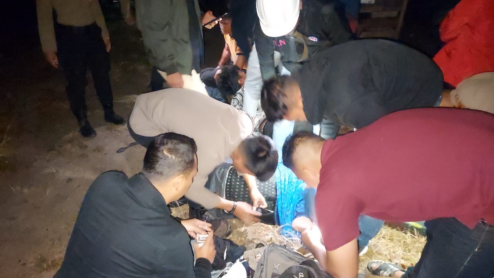 Penggerebekan pesta ganja di pinggiran Danau Toba (Int)