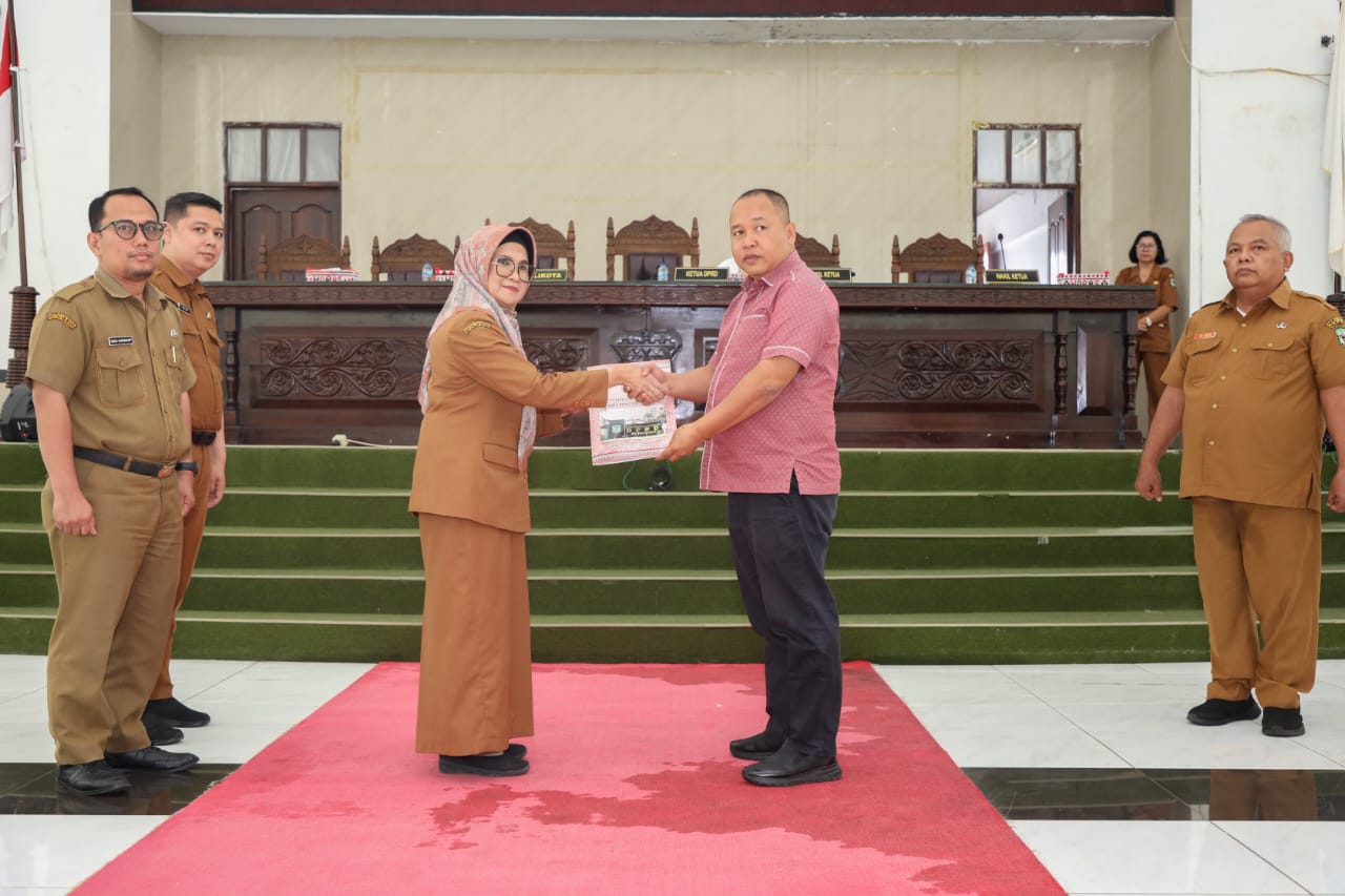 Wali Kota Siantar Menerima Laporan Hasil Pelaksanaan Reses II Tahun 2023 Wali Kota menghadiri Rapat Paripurna IX dalam Rangka Penyampaian Laporan Hasil Reses II DPRD Pematang Siantar