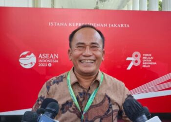 Derbi Hendry-Atal: Mengungkap Skenario Pemaksaan Kehendak