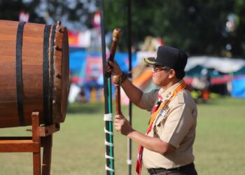 Pj Bupati Lampung Barat Drs Nukman Membuka Perkemahan Dalam Rangka Hari Pramuka ke-62