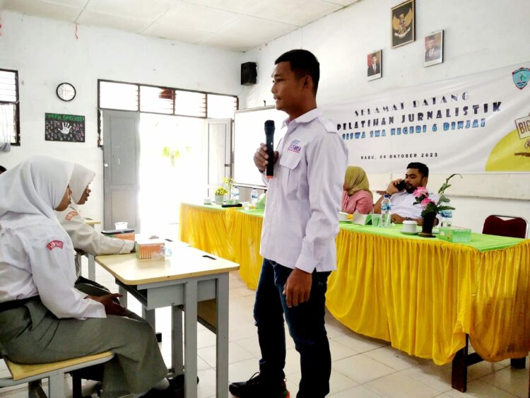 SMSI Bekali SMAN 6 Binjai Dengan Pelatihan Jurnalistik 