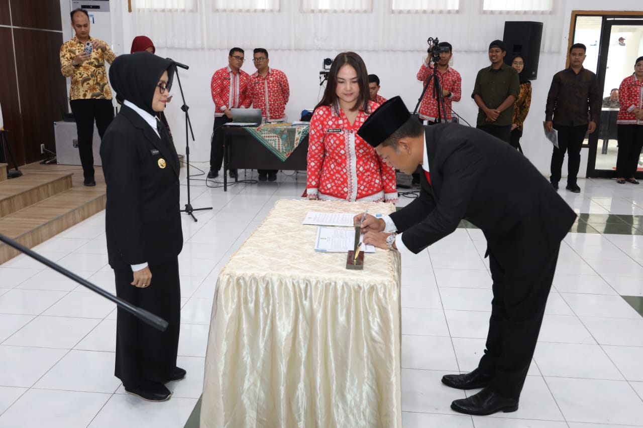 Wali Kota dr Susanti Lantik Mulyono Sebagai Pj Sekretaris Daerah Kota Pematang Siantar