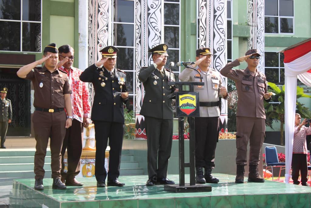 Kapolres Simalungun Hadiri Upacara HUT TNI ke-78 di Kodim 0207/Sml
