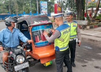 Sat Lantas Polres Siantar Sosialisasi Tertib Berlalu Lintas Di Jalan