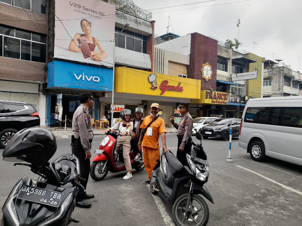 Sat Binmas Polres Pematang Siantar Himbau Jukir Untuk Memiliki Tanggung Jawab Sat Binmas Polres Pematang Siantar Himbau Jukir Untuk Memiliki Tanggung Jawab