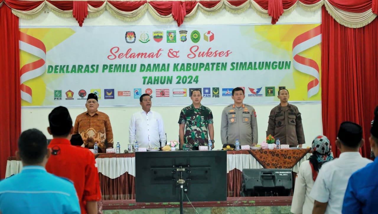 Bupati Simalungun, Forkompinda dan Peserta Pemilu Tandatangani Deklarasi Pemilu Damai 2024 Bupati Simalungun, Forkompinda dan Peserta Pemilu Tandatangani Deklarasi Pemilu Damai 2024