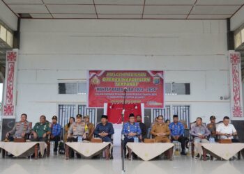 Polsek Pakpak Bharat Gelar Apel Gelar Pasukan Operasi Mantap Brata 2023-2024