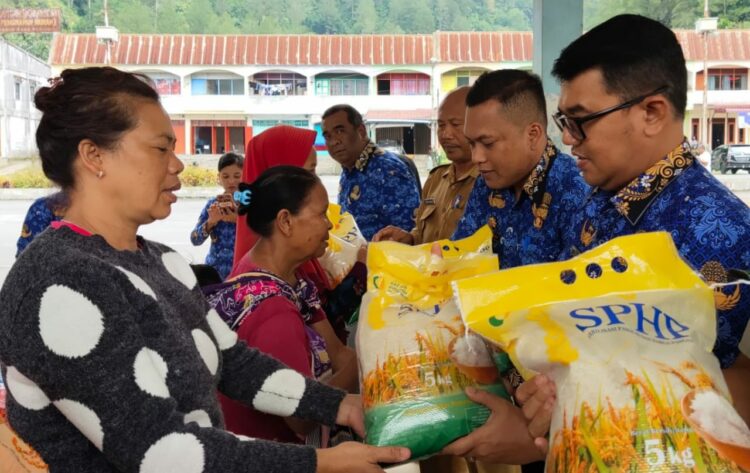 Pemkab Simalungun Gelar Gerakan Pangan Murah di Parapat 