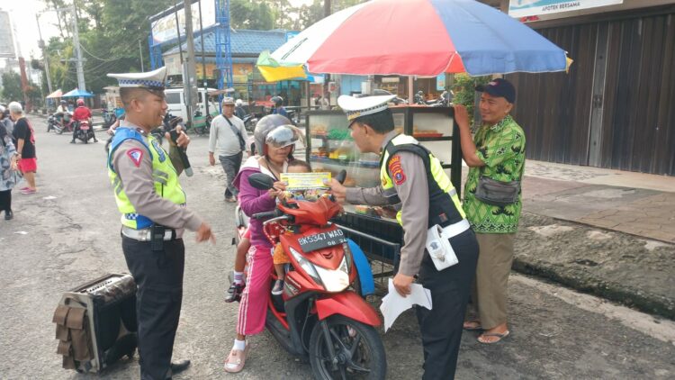 Sat Lantas Polres Siantar Sosialisasi Tertib Berlalu Lintas Di Jalan Sutomo