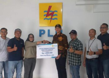 Paskibraka Asal Madina Terima Bantuan Pendidikan Dari PLN UP3 Padang Sidimpuan