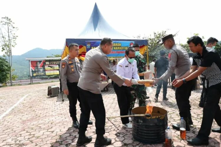 Polres Pakpak Bharat Musnahkan Barang Bukti Narkoba