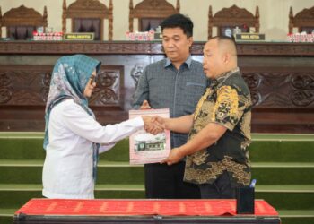 Wali Kota Siantar Sampaikan Nota Jawaban Atas Penyampaian Pemandangan Umum Fraksi DPRD Terhadap 2 Ranperda 