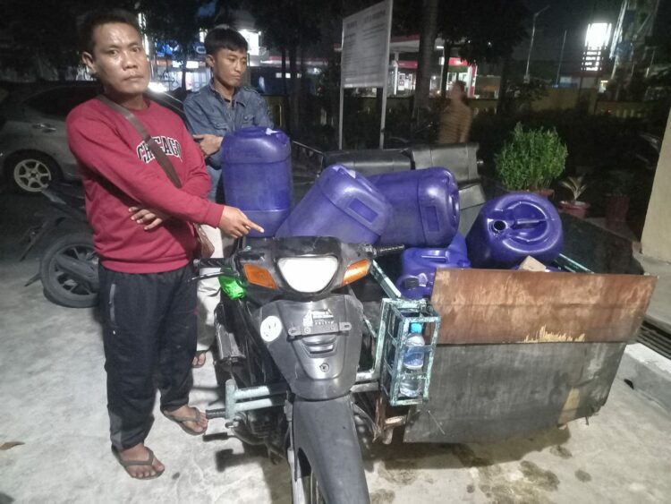 Polsek Siantar Utara Selesaikan Kasus Pencurian Minyak Makan Curah dengan Problem Solving