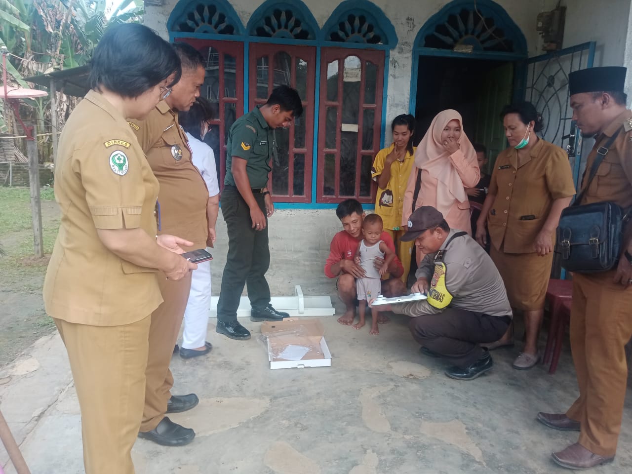 Polsek Bosar Maligas Salurkan Bantuan Gizi untuk Anak Stunting di Kabupaten Simalungun Polsek Bosar Maligas Salurkan Bantuan Gizi untuk Anak Stunting di Kabupaten Simalungun