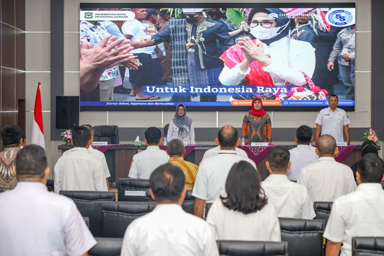 Wali Kota Siantar Buka Sosialisasi Pengendalian Gratifikasi, Bimtek, dan Monitoring Evaluasi (Monev) Program Pengendalian Gratifikasi oleh KPK Wali Kota Siantar Buka Sosialisasi Pengendalian Gratifikasi, Bimtek, dan Monitoring Evaluasi (Monev) Program Pengendalian Gratifikasi oleh KPK
