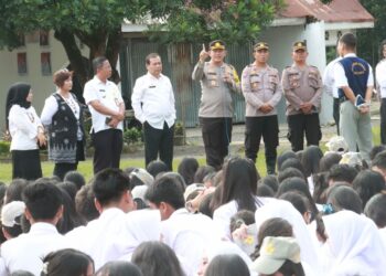 Kapolres Simalungun Berikan Edukasi Wawasan Kebangsaan di SMA Negeri 1 Dolok Panribuan