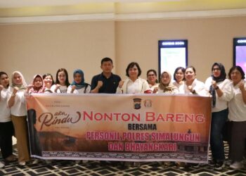 Sambut HKGB ke-71, Kapolres Simalungun dan Bhayangkari Gelar Nobar "Aku Rindu"