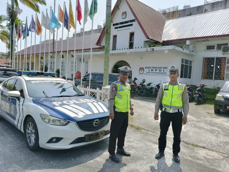 Satgas III Sub Satgas Patroli Laksanakan Patroli Kantor KPU Dan Bawaslu
