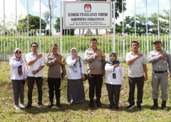 Kapolres Simalungun Kunjungi KPU Memastikan Keamanan Logistik 