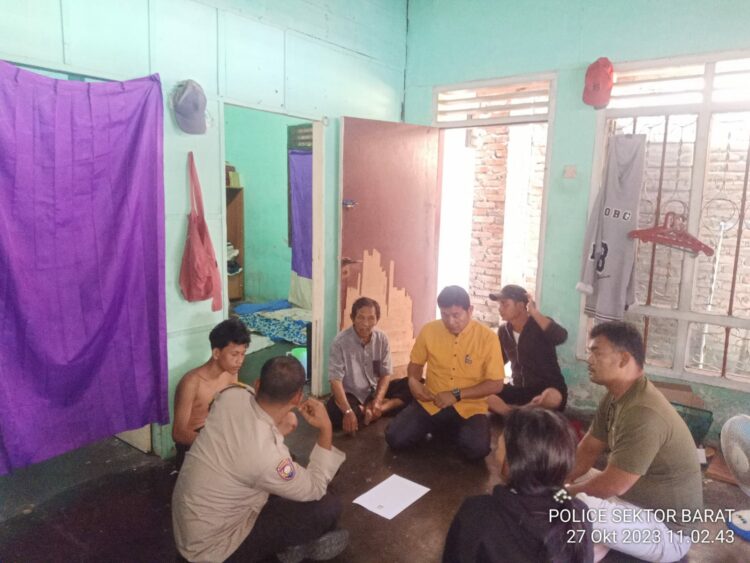 Polsek Siantar Barat Sambangi Rumah Warga Yang Sering Membuat Keributan