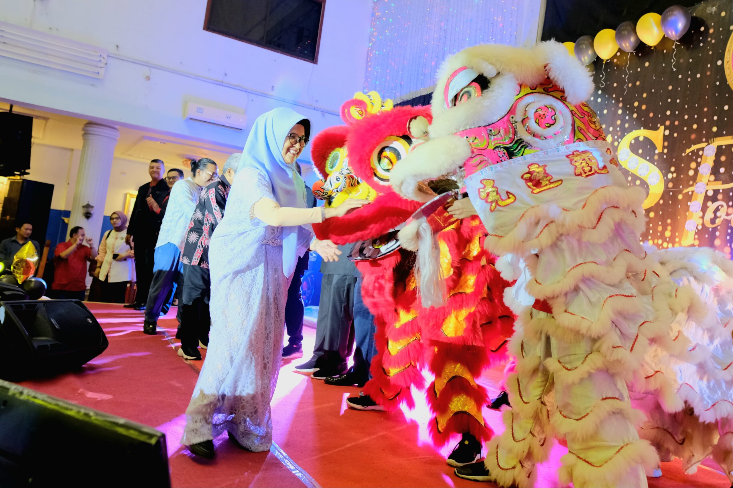 Wali Kota Hadiri Acara Malam Amal dan Gala Dinner Menyambut Hari Ulang Tahun ke-9 BSS Foundation Wali Kota Hadiri Acara Malam Amal dan Gala Dinner Menyambut Hari Ulang Tahun ke-9 BSS Foundation