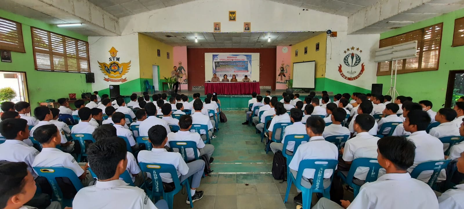 Police Go To School, Sat Binmas Polres Siantar Bekali Siswa SMK Negeri 2 tentang Bahaya Narkoba