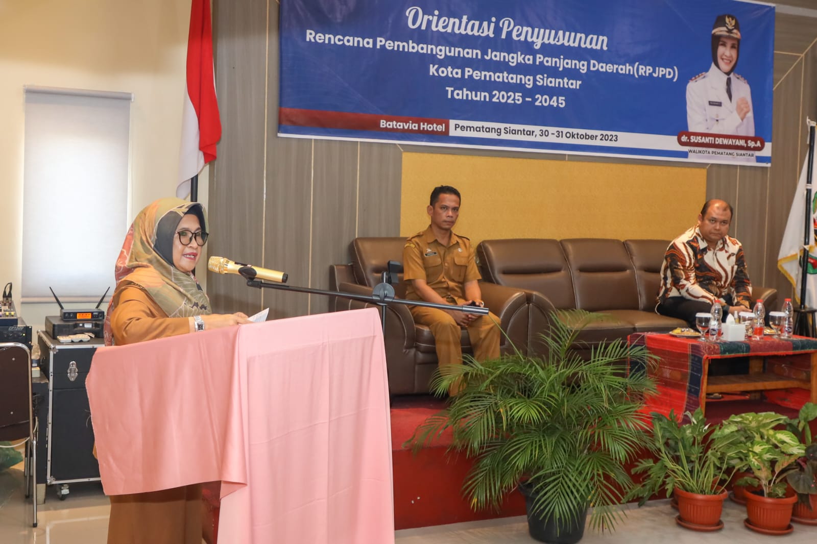 Wali Kota Hadiri Kick Off Meeting dan Orientasi RPJPD Kota Pematang Siantar