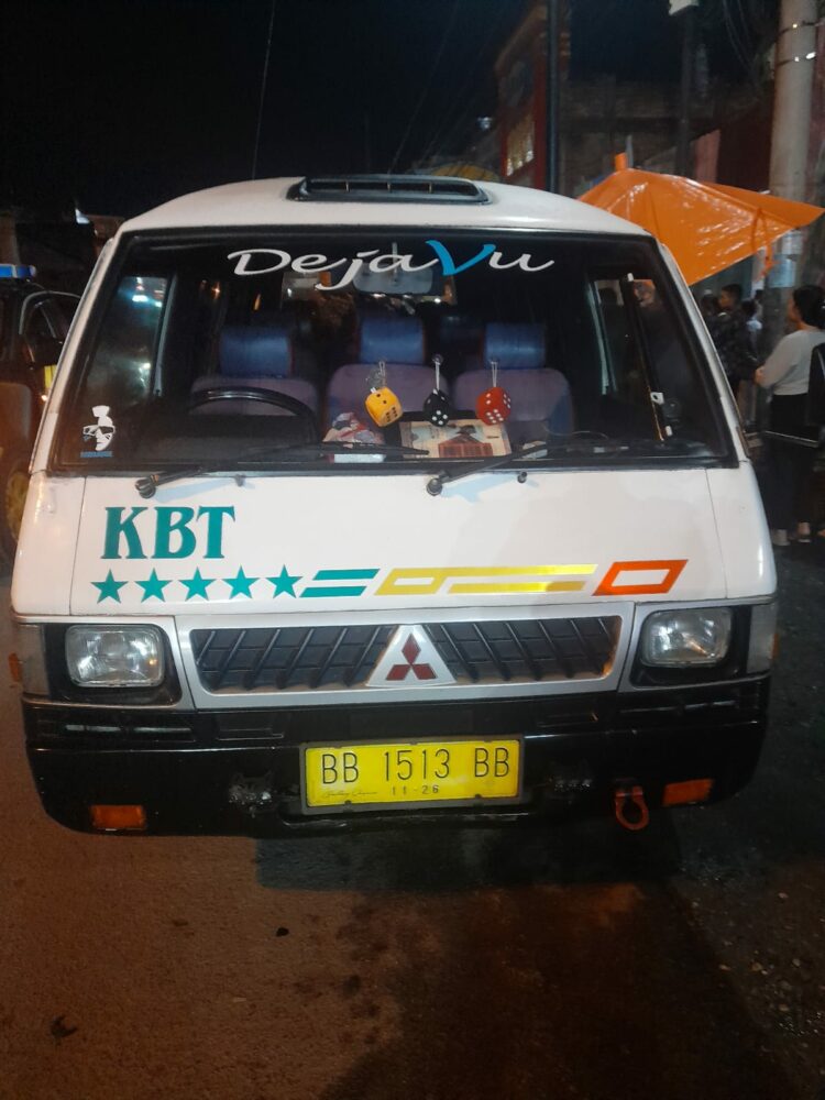Polsek Siborongborong Evakuasi Ranto Sihombing Penumpang Angkutan KBT 