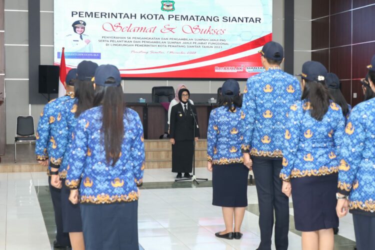 Wali Kota Siantar dr Susanti Lantik 30 Pejabat Fungsional 