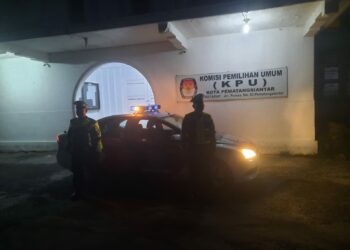 Satgas III Rutin Patroli Kantor KPU dan Gudang Logistik 