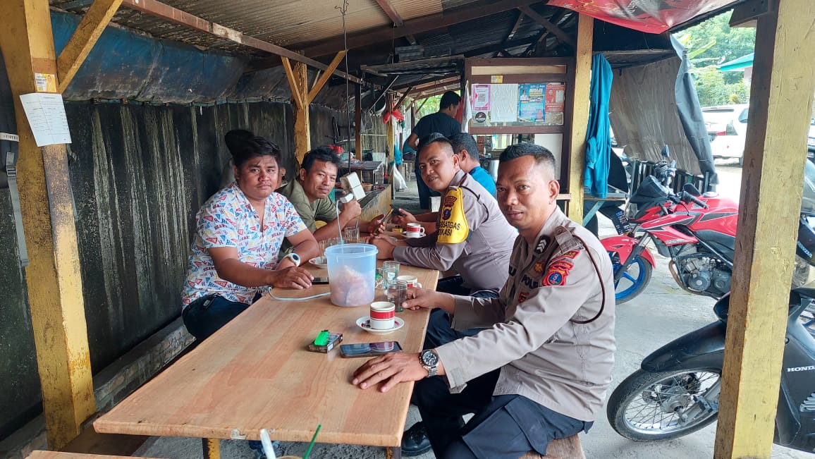 Satgas 1 Preemtif OMB Toba Polres Siantar Sambangi Warkop Bimo Menjalin Komunikasi Dan Silahturahmi Satgas 1 Preemtif OMB Toba Polres Siantar Sambangi Warkop Bimo Menjalin Komunikasi Dan Silahturahmi