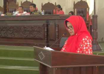 Wali Kota Sampaikan Pengantar Nota Keuangan Atas R-APBD Kota Pematang Siantar TA 2024