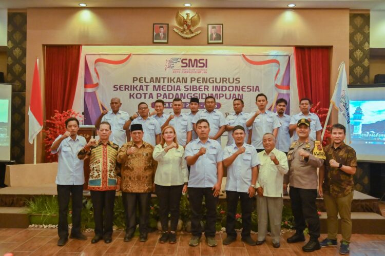 Resmi Dilantik, Khairul Arief Pimpin SMSI Padangsidimpuan