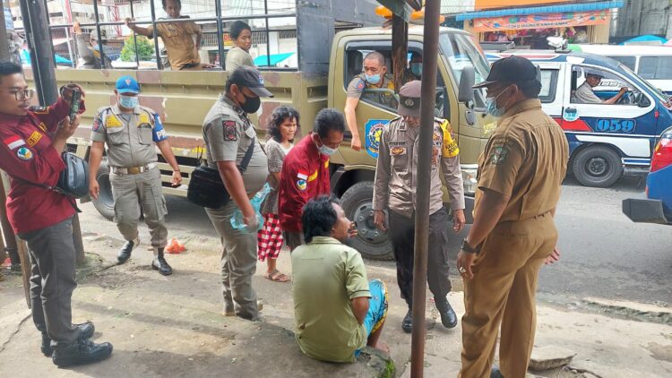 Polres Siantar dan Dinsos Tertibkan ODGJ, Gelandangan Dan Pengemis