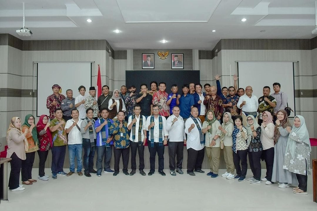 Puluhan Jurnalis Unit Pemkab Simalungun Studi Banding ke Kota Sabang Puluhan Jurnalis Unit Pemkab Simalungun Studi Banding ke Kota Sabang