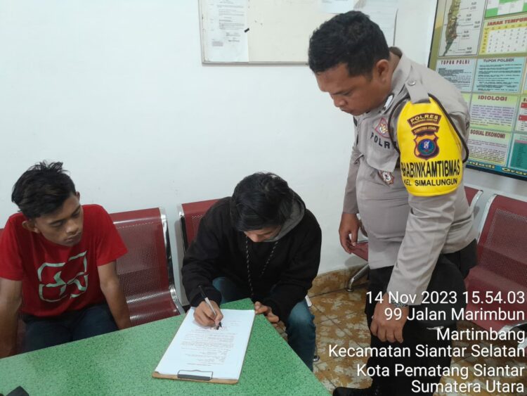 Polsek Siantar Selatan Selesaikan  Kesalahpahaman di Rumah Opung Wedo dengan Problem Solving