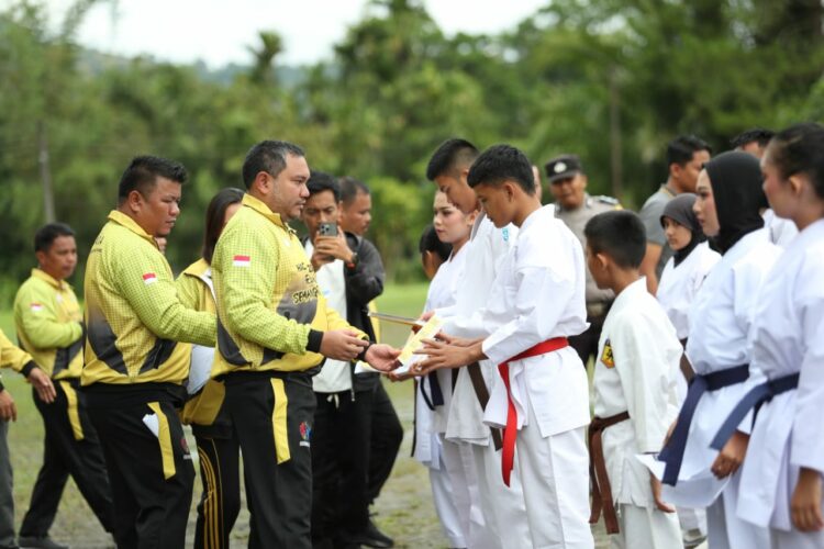 Hari Olahraga, Bupati Pakpak Bharat Apresiasi Atlet-atlet Beladiri