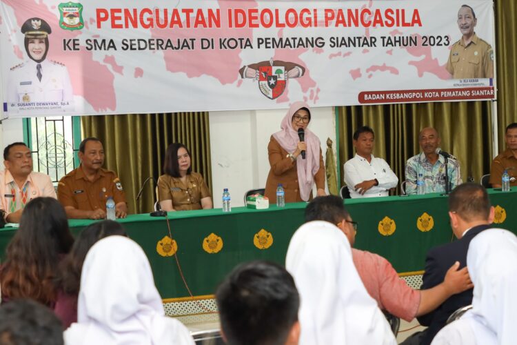 dr Susanti Berikan Penguatan Ideologi Pancasila di Perguruan Taman Siswa