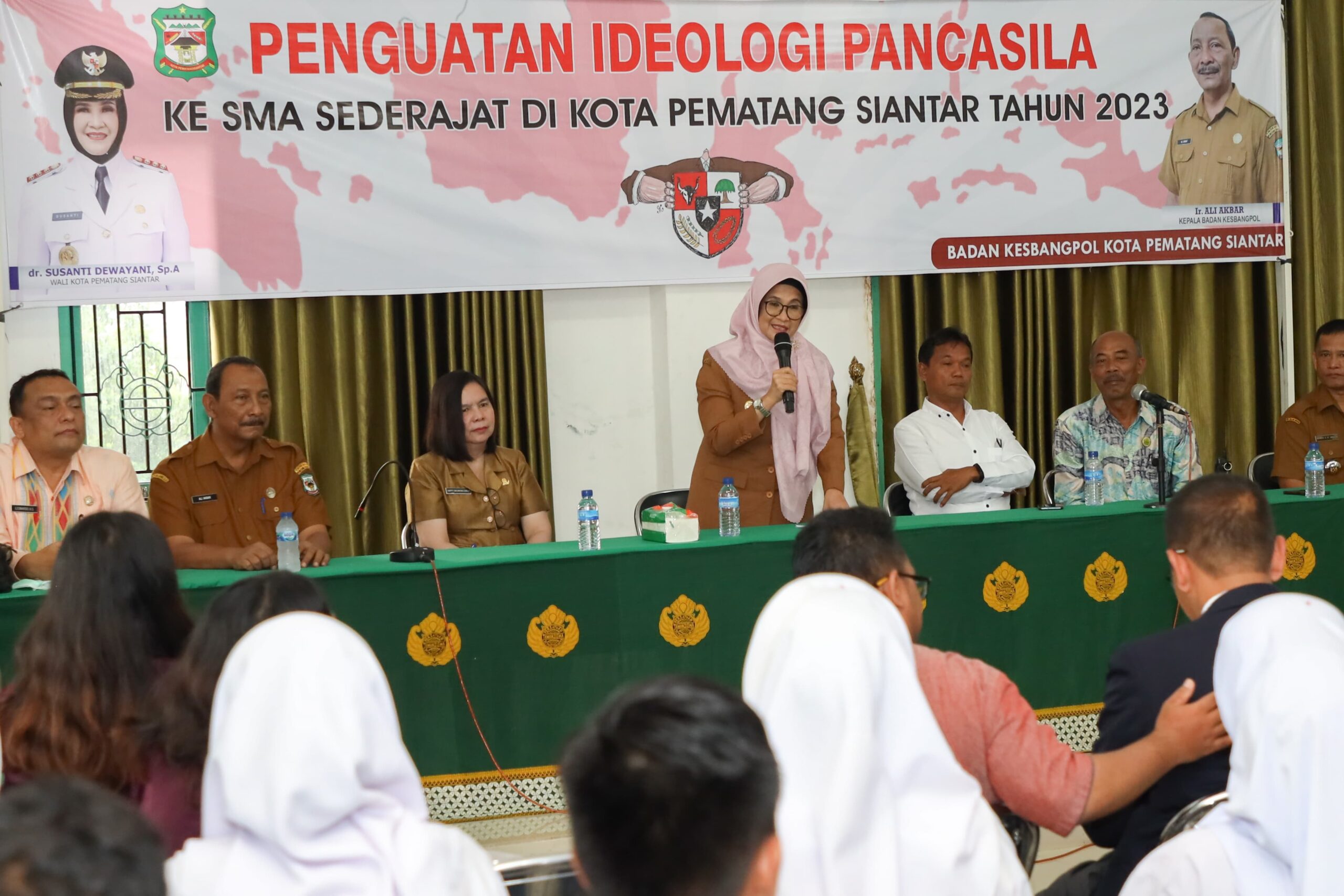 dr Susanti Berikan Penguatan Ideologi Pancasila di Perguruan Taman Siswa