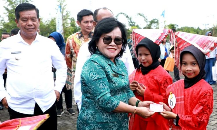 TP PKK Kabupaten Simalungun Gelar Festival Tor-tor dan Marturi Turian Tingkat Remaja