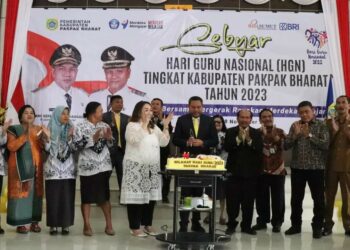Bupati Pakpak Bharat: "Gebyar Hari Guru Didedikasikan Bagi Para Guru Sebagai Bentuk Penghargaan Pemerintah"