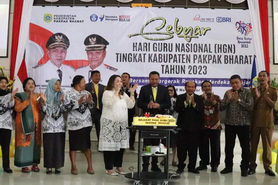 Bupati Pakpak Bharat: "Gebyar Hari Guru Didedikasikan Bagi Para Guru Sebagai Bentuk Penghargaan Pemerintah"