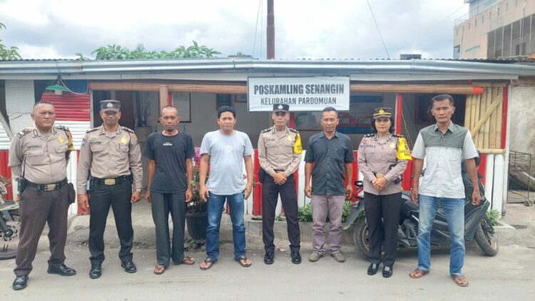 Sambangi Pos Kamling, Sat Binmas Polres Siantar Sampaikan Pesan Kamtibmas 