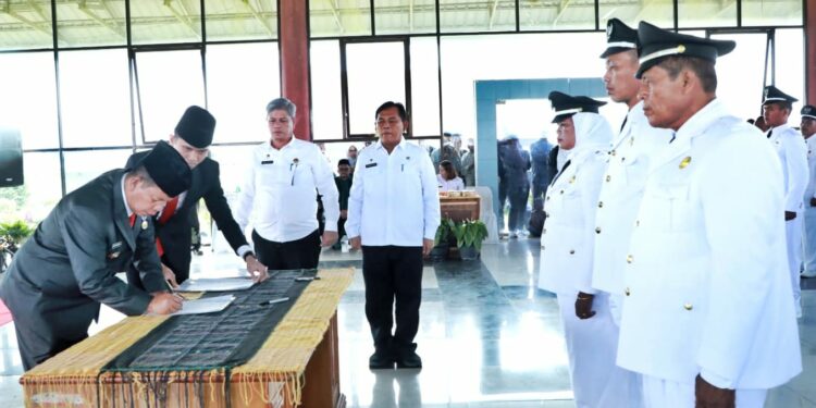 Bupati Simalungun Lantik 72 Pangulu Periode 2023-2029